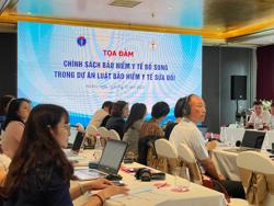 Đề xuất giảm chi “tiền túi” cho người bệnh từ gói BHYT bổ sung