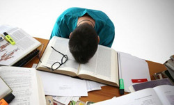 Nhận biết sớm những dấu hiệu trầm cảm tuổi học đường