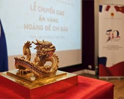 Ấn vàng "Hoàng đế chi bảo" đã được chuyển giao cho Việt Nam