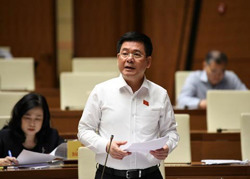 Quý 4/2023 sẽ đưa thuốc lá thế hệ mới vào diện quản lý