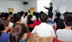 Bán hàng đa cấp nhắm tới sinh viên