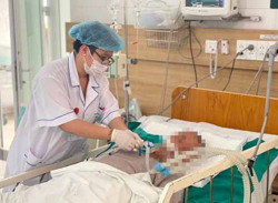 Hiểm họa từ thực phẩm trôi nổi