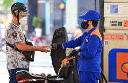 Bộ tài chính: Chưa thể bỏ thuế tiêu thụ đặc biệt với xăng