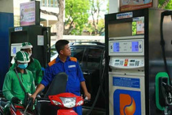 Doanh nghiệp đầu mối kinh doanh xăng dầu: Được ưu tiên cấp tín dụng
