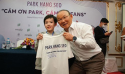 Khi ông Park “xin việc” ở V.League