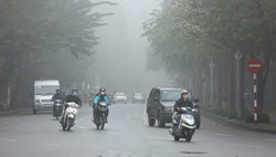 Ngày 7/4: Không khí lạnh tràn về, Bắc Bộ giảm nhiệt