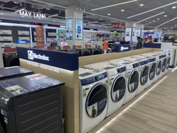 Điện máy ế ẩm chưa từng thấy