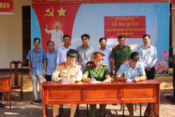 Ra quân lập lại trật tự hành lang an toàn giao thông, trật tự đô thị thị trấn Buôn Trấp
