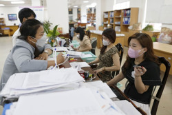 Chính sách mới về tiền lương, tinh giản biên chế có hiệu lực từ tháng 7-2023