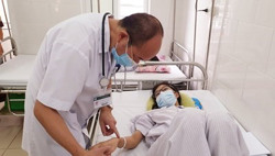 Chặn dịch sốt xuất huyết