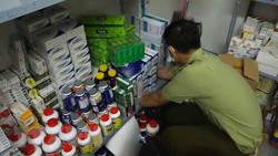 Cảnh báo hàng loạt thuốc giả được nhập khẩu bởi công ty "ma"