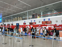 Vé máy bay dịp lễ ế khách