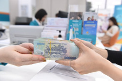 Ngân hàng nào hưởng lợi nhất khi Thông tư 06 tạm ngừng thi hành?