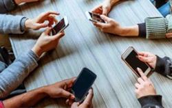 Hạn chế trẻ dùng smartphone