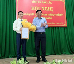 Công bố quyết định của Ban Thường vụ Tỉnh ủy về công tác cán bộ