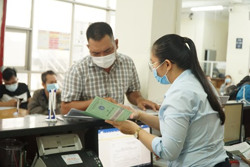 Hạn chế rút bảo hiểm xã hội một lần: Thêm gói trợ cấp gia đình ngắn hạn