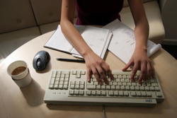 Lời cảnh báo với người ngồi quá 10 giờ/ngày
