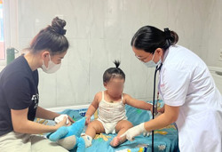 Cảnh báo nguy cơ “dịch chồng dịch” trong học đường