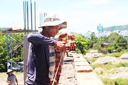 Đề xuất mức đóng BHXH tai nạn lao động tự nguyện bằng 2% lương tối thiểu vùng IV