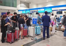 Vé bay Tết từ TP HCM đang "cạn" nhanh
