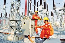 Vì sao giá điện chỉ tăng, không giảm?