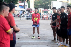 Võ sĩ kick boxing Nguyễn Hoàng của Đắk Lắk tranh tài tại Giải vô địch châu Á 2024