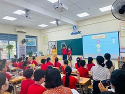 Đột phá chính sách để hút người tài vào sư phạm