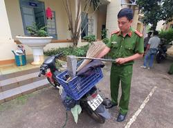 Đóng giả "lao công" quét rác gây ra hàng loạt vụ trộm cắp
