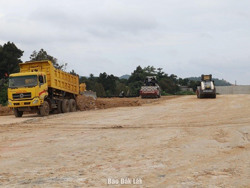 Tỉnh Đắk Lắk tổ chức Đợt cao điểm thi đua 500 ngày đêm cùng cả nước hoàn thành 3.000 km đường bộ cao tốc