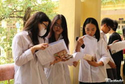 Dừng ‘ưu ái’ chứng chỉ IELTS để thay thế cho điểm thi tốt nghiệp THPT
