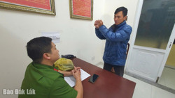 Đánh chết bạn nhậu rồi chở thi thể ra nghĩa trang