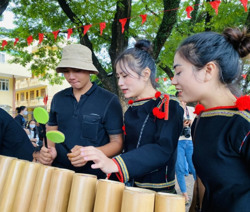 Thành phố Buôn Ma Thuột sẽ tổ chức biểu diễn văn hóa Cồng chiêng phục vụ nhân dân và du khách 