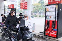 Giá xăng dầu tăng - giảm trái chiều