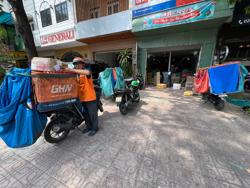 Quá tải đơn hàng Tết