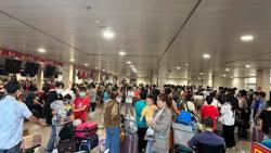 Gần 700 chuyến bay bị chậm, hủy ở sân bay Tân Sơn Nhất
