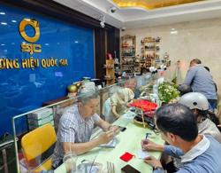 Giá vàng SJC tăng phi mã: Muốn mua vàng phải chờ!