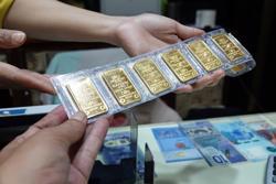 Giá vàng tăng vọt, vượt mốc 90 triệu đồng/lượng