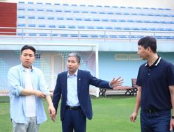 Lương HLV Kim Sang-sik nhận được ở Việt Nam bao nhiêu?