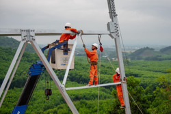 Đảm bảo cung ứng điện trong tháng cao điểm nắng nóng