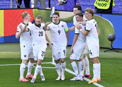 Vòng chung kết Euro 2024: Tuyển Áo nhấn chìm "cơn lốc"