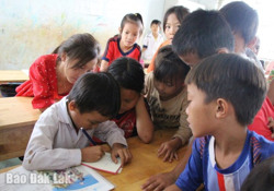 Tiếp tục hỗ trợ người dân học tập suốt đời