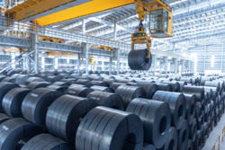 Gần 6 triệu tấn thép cuộn cán nóng tràn vào Việt Nam trong 6 tháng