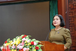 Không để học sinh phải dừng học vì thiếu trường thiếu lớp