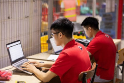 Thương mại điện tử xuyên biên giới: Tận dụng tiềm năng để bứt phá