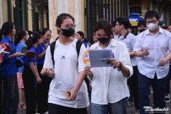 Nhiều thủ khoa chọn ngành Sư phạm, điểm chuẩn năm nay có ‘nhảy vọt’?