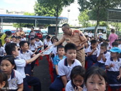 Bảo đảm an toàn giao thông dịp Lễ 2/9 và tháng cao điểm học sinh đến trường