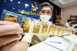 Thấy gì sau 2 tháng ngân hàng bán vàng?