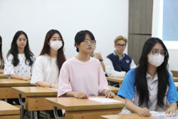Học phí đại học 2024: Có trường tăng cả chục triệu/năm