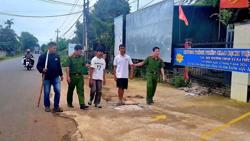 Ghen tuông, cậu rủ cháu 14 tuổi chém người trọng thương