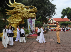 Cảnh sát giao thông TP. Buôn Ma Thuột: Tuyên truyền an toàn giao thông cho học sinh tại trường học